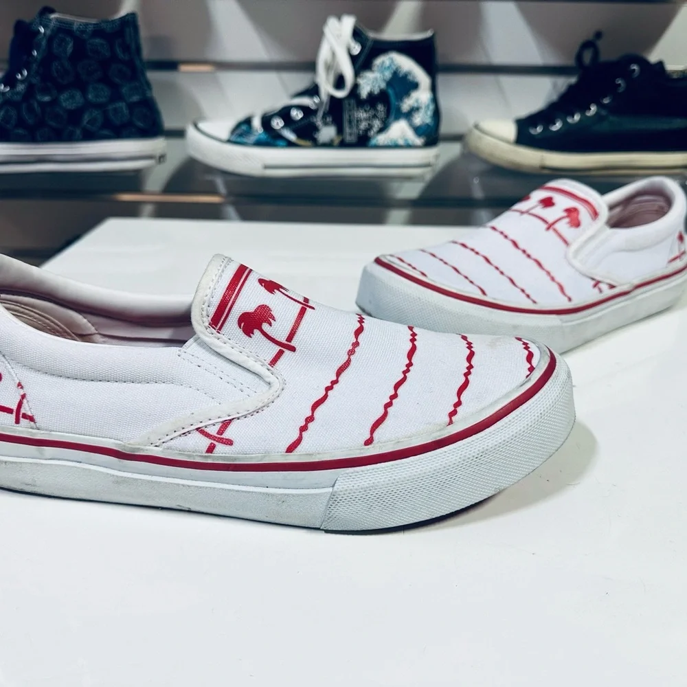 In n Out White Slip-On Shoes with Classic Red Palm Tree Design
